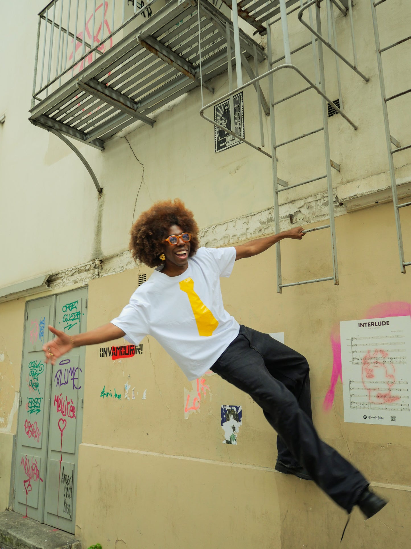 tie-shirt plasique jaune